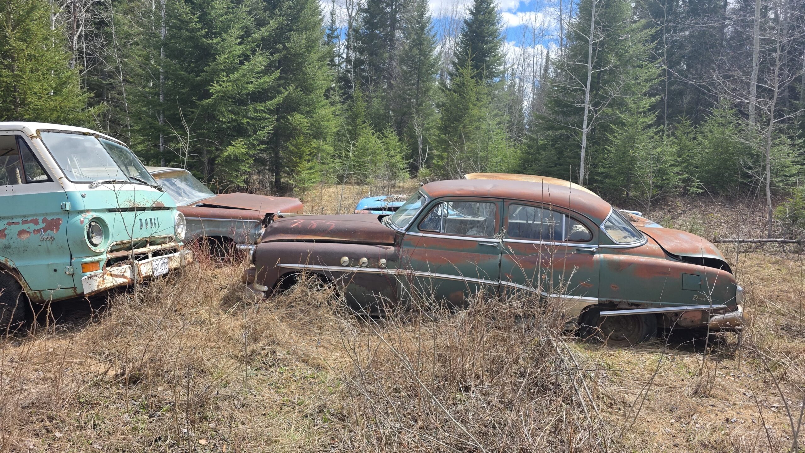 Scrap cars/trucks