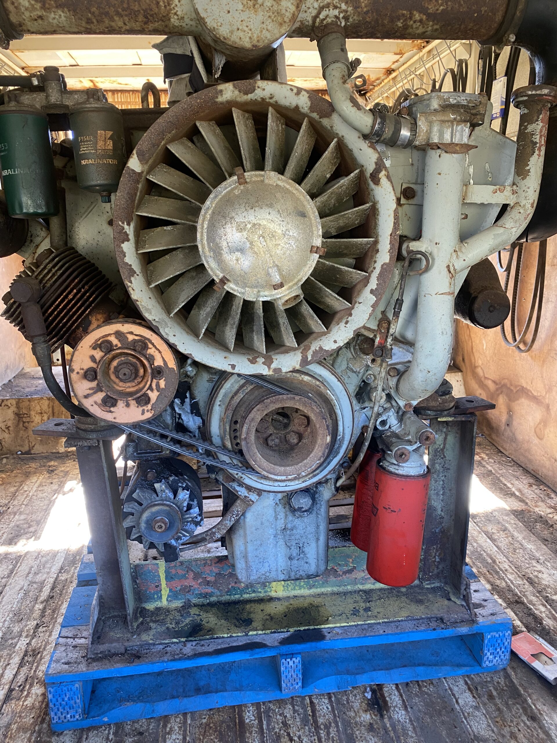 Deutz F8L413 Engine