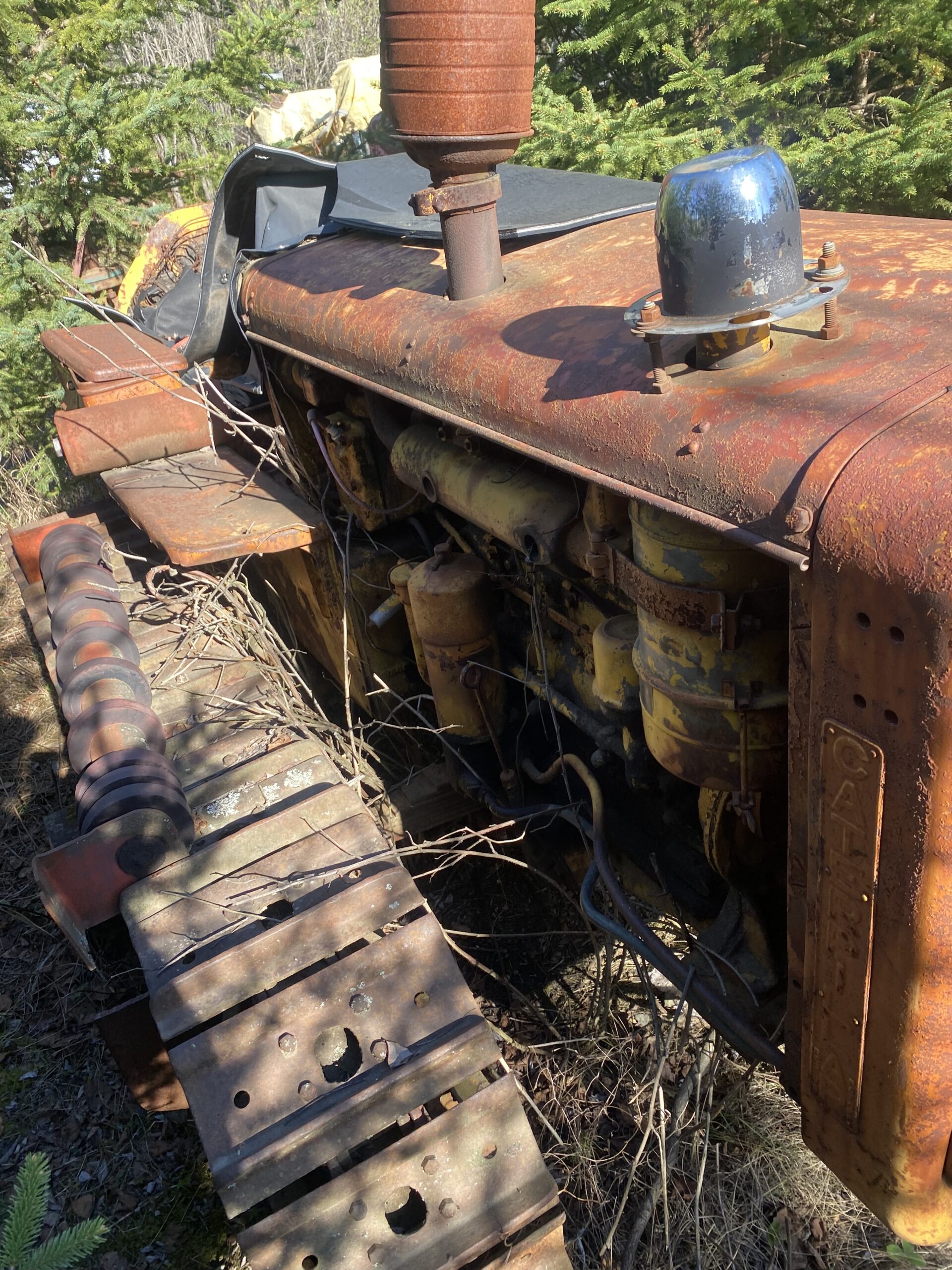 Caterpillar D2 Chassis and parts (multiple)